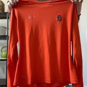 Nike Dryfit‎ Detroit Tigers Orange top Medium